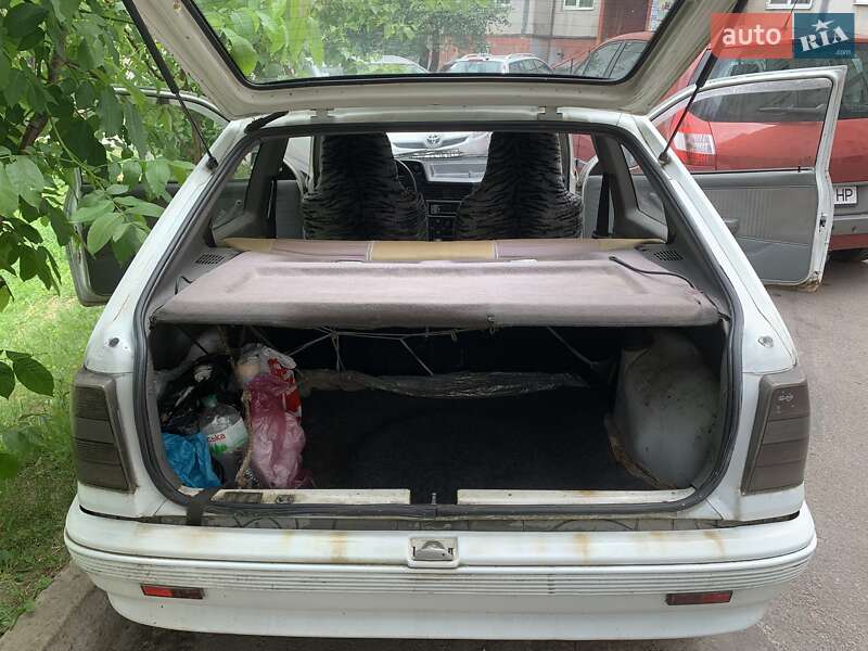 Хетчбек Opel Kadett 1988 в Рівному