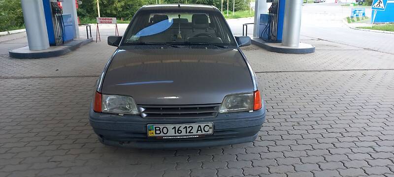Opel Kadett 1.6 D