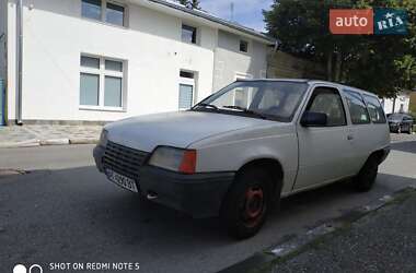 Универсал Opel Kadett 1985 в Стрые