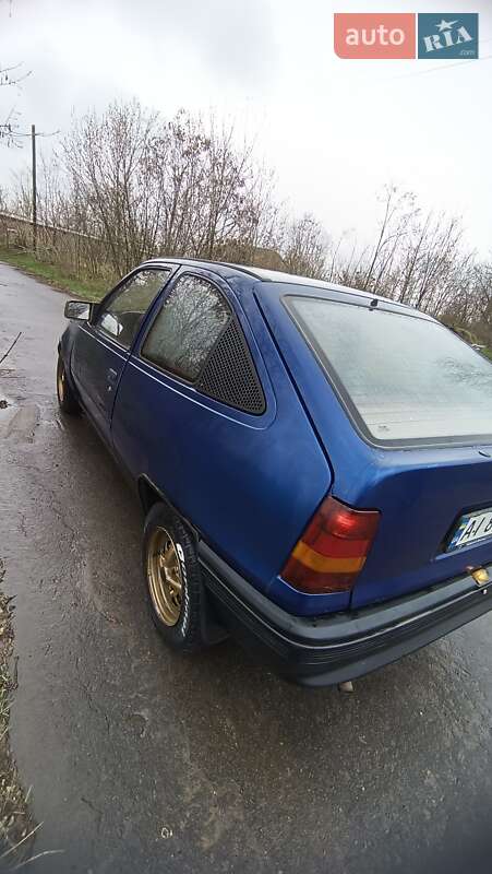 Хэтчбек Opel Kadett 1985 в Ватутино фото 18 Хэтчбек Opel Kadett 1985 в Ватутино
