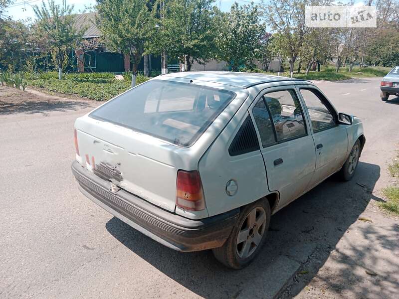Хэтчбек Opel Kadett 1989 в Николаеве