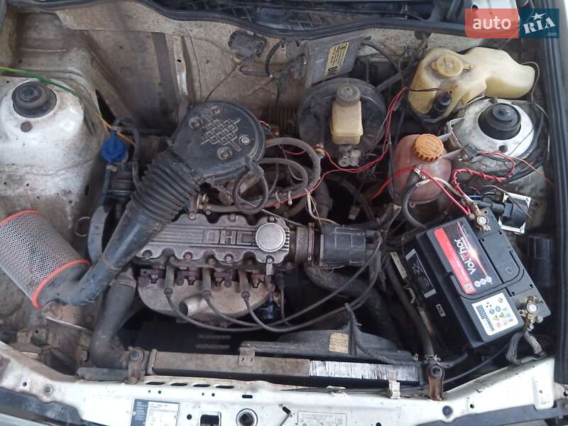 Седан Opel Kadett 1987 в Харкові