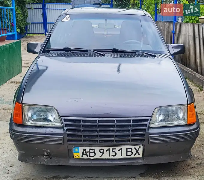 Opel Kadett 1985 VIN W0L000033F5180140 фото оголошення 15 з 42