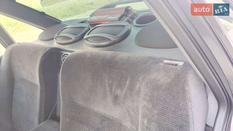 Седан Opel Kadett 1986 в Дніпрі