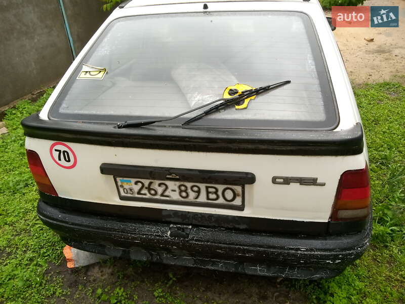 Хэтчбек Opel Kadett 1987 в Ковеле