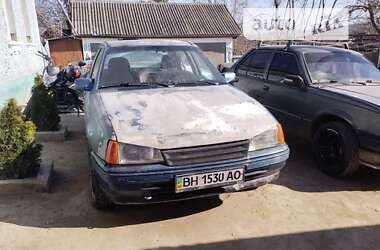 Седан Opel Kadett 1986 в Балті