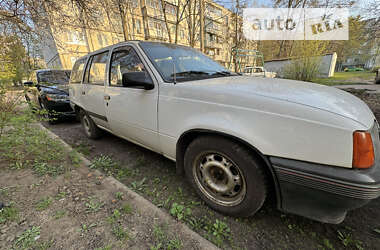 Универсал Opel Kadett 1987 в Харькове