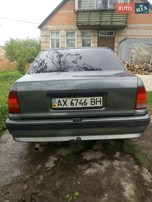 Седан Opel Kadett 1991 в Бабаях