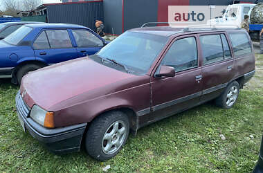 Универсал Opel Kadett 1990 в Нововолынске