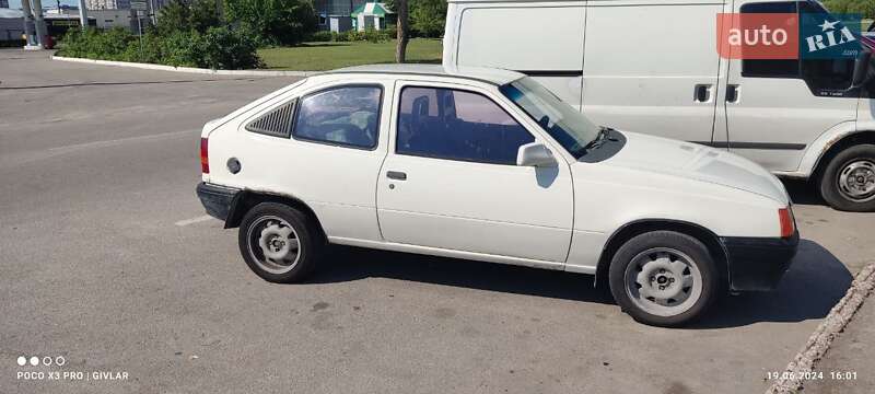 Хетчбек Opel Kadett 1986 в Кам'янському