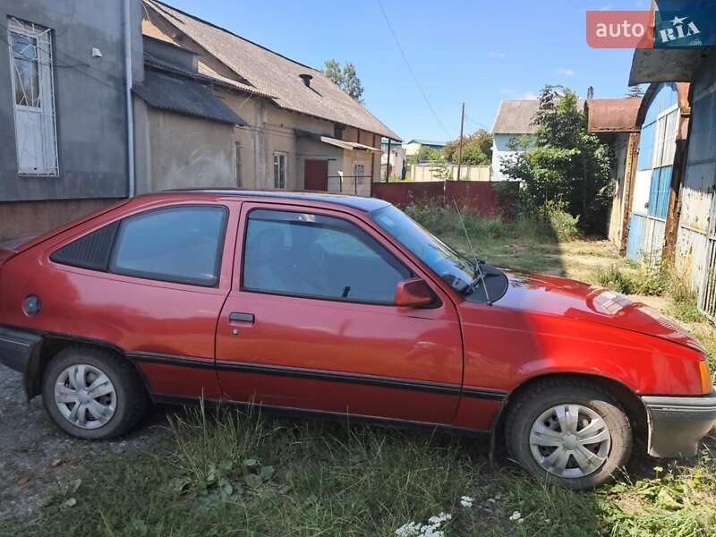 Хетчбек Opel Kadett 1988 в Коломиї фото 4 Хетчбек Opel Kadett 1988 в Коломиї