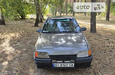 Хэтчбек Opel Kadett 1988 в Василькове