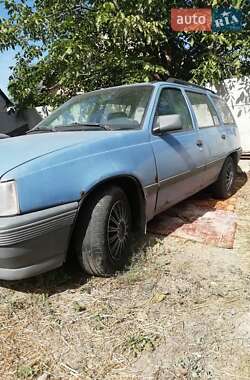 Универсал Opel Kadett 1986 в 