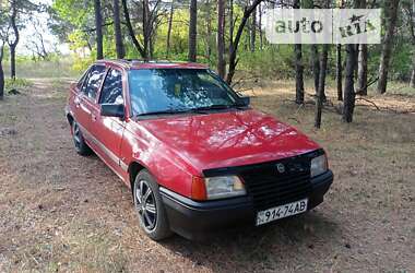 Седан Opel Kadett 1991 в Новій Водолагі