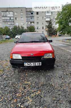 Хетчбек Opel Kadett 1986 в Звягелі