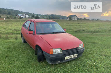 Хэтчбек Opel Kadett 1986 в Бориславе