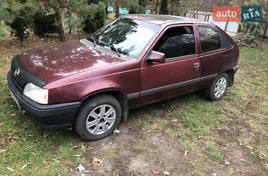 Хэтчбек Opel Kadett 1989 в Калиновке