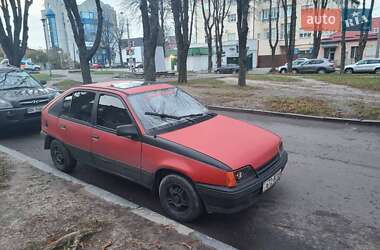 Седан Opel Kadett 1990 в Рівному