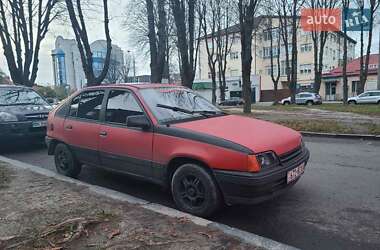 Седан Opel Kadett 1990 в Рівному