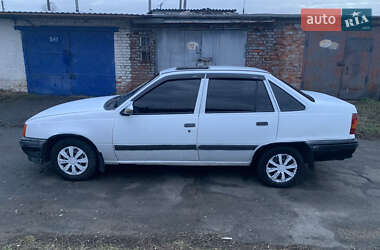 Седан Opel Kadett 1987 в Умани