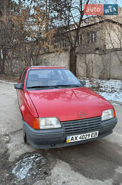 Седан Opel Kadett 1987 в 