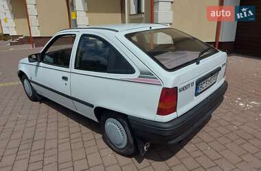 Хэтчбек Opel Kadett 1988 в Львове