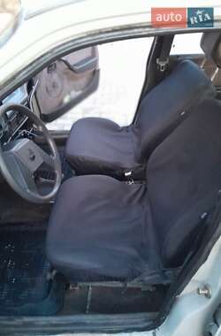 Седан Opel Kadett 1988 в 
