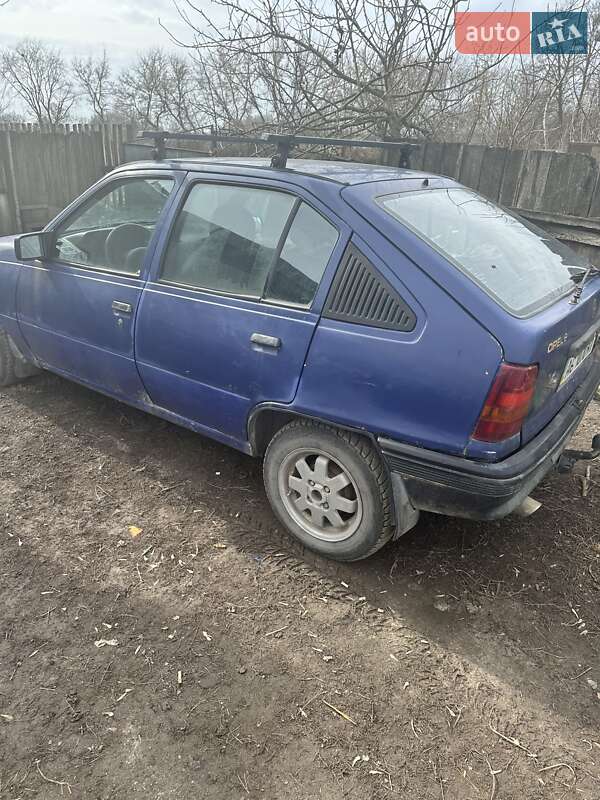 Хетчбек Opel Kadett 1987 в Білогір'ї