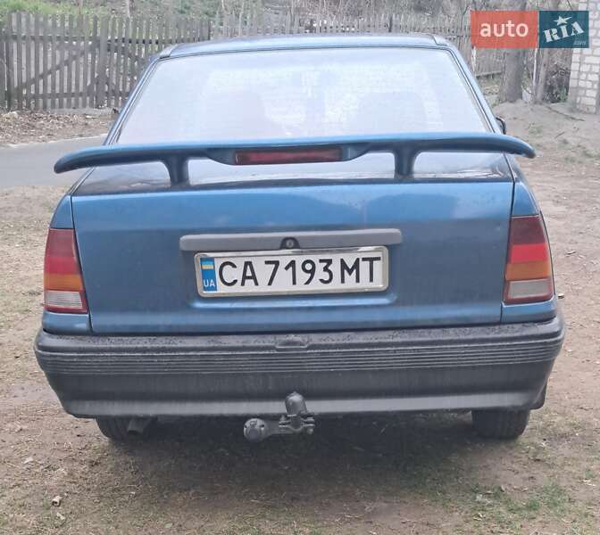 Седан Opel Kadett 1987 в Василькові