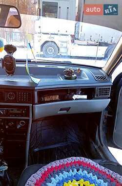 Хэтчбек Opel Kadett 1987 в 