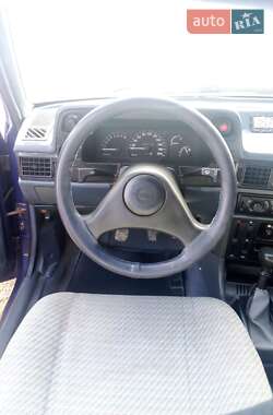 Хетчбек Opel Kadett 1989 в 