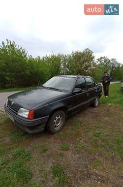 Седан Opel Kadett 1991 в Шостці