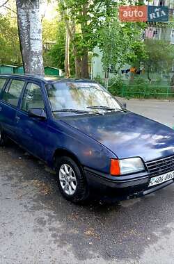 Універсал Opel Kadett 1988 в Одесі