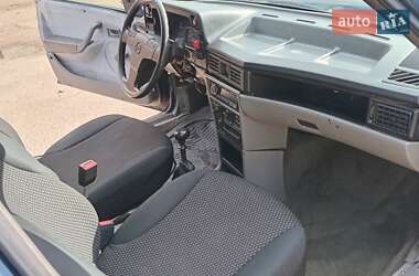 Седан Opel Kadett 1987 в 
