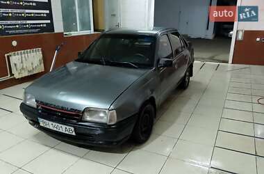 Седан Opel Kadett 1986 в 