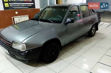 Седан Opel Kadett 1986 в 