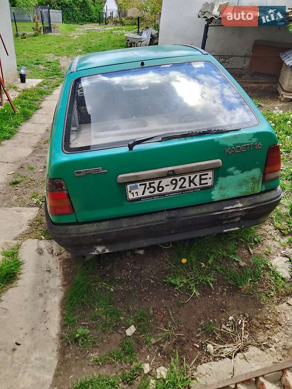 Хетчбек Opel Kadett 1985 в Бережанах