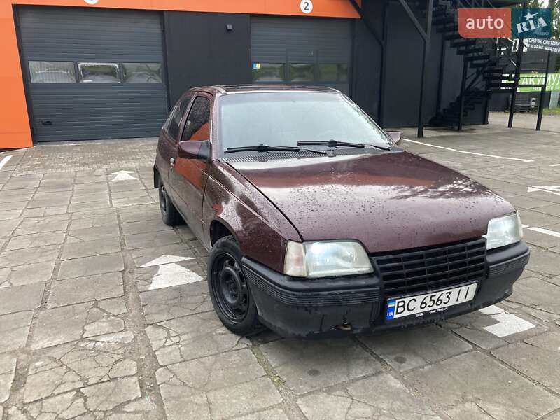 Хэтчбек Opel Kadett 1988 в Львове фото 4 Хэтчбек Opel Kadett 1988 в Львове