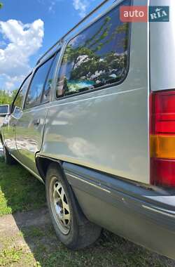 Універсал Opel Kadett 1989 в 