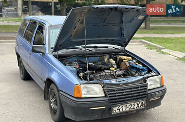 Универсал Opel Kadett 1986 в Харькове
