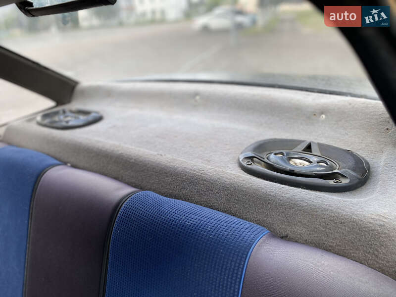 Седан Opel Kadett 1986 в Рівному