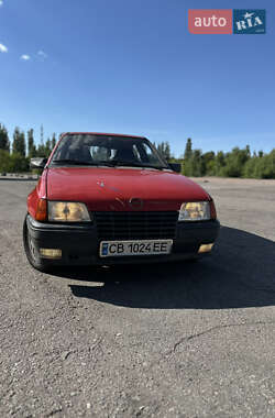 Хэтчбек Opel Kadett 1988 в Чернигове