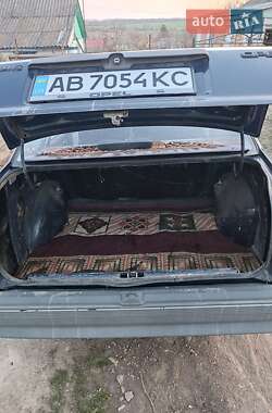Седан Opel Kadett 1990 в Мурафе