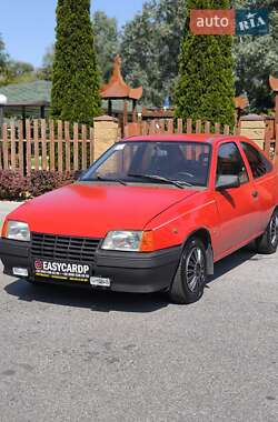 Хетчбек Opel Kadett 1985 в Дніпрі