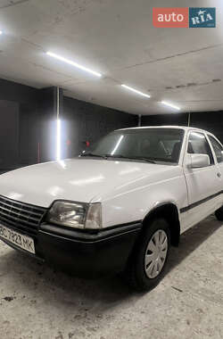Хетчбек Opel Kadett 1988 в Львові