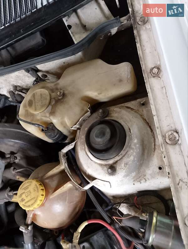 Хэтчбек Opel Kadett 1985 в Каменском фото 4 Хэтчбек Opel Kadett 1985 в Каменском