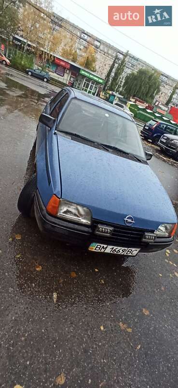 Седан Opel Kadett 1986 в Сумах фото 2 Седан Opel Kadett 1986 в Сумах