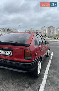 Хэтчбек Opel Kadett 1990 в Киеве