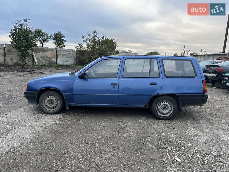 Універсал Opel Kadett 1988 в Городенці
