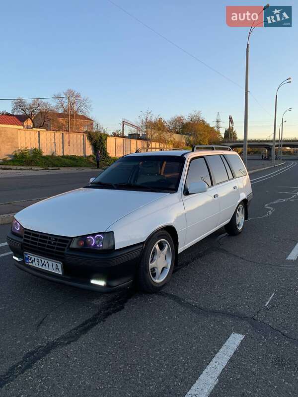 Универсал Opel Kadett 1987 в Одессе фото 3 Универсал Opel Kadett 1987 в Одессе
